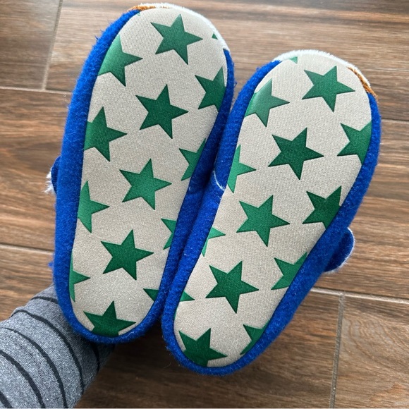 Mini Boden Felt Guinea Pig Slippers - Size 30 - Like New - Picture 3 of 4